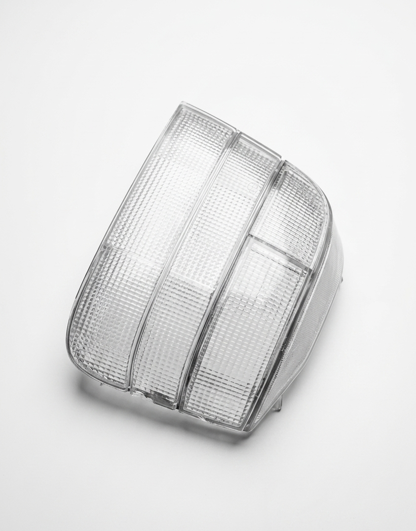 AESTHETICS WORKS – CUSTOM CLEAR TAILLIGHTS